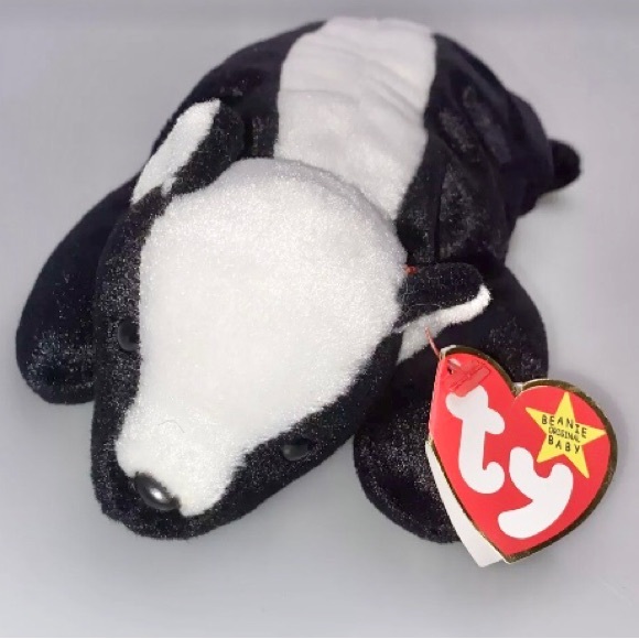 STINKY the Skunk, TY Beanie Babies, Hangtag attached, 1995, Retired, Vintage - Picture 4 of 6